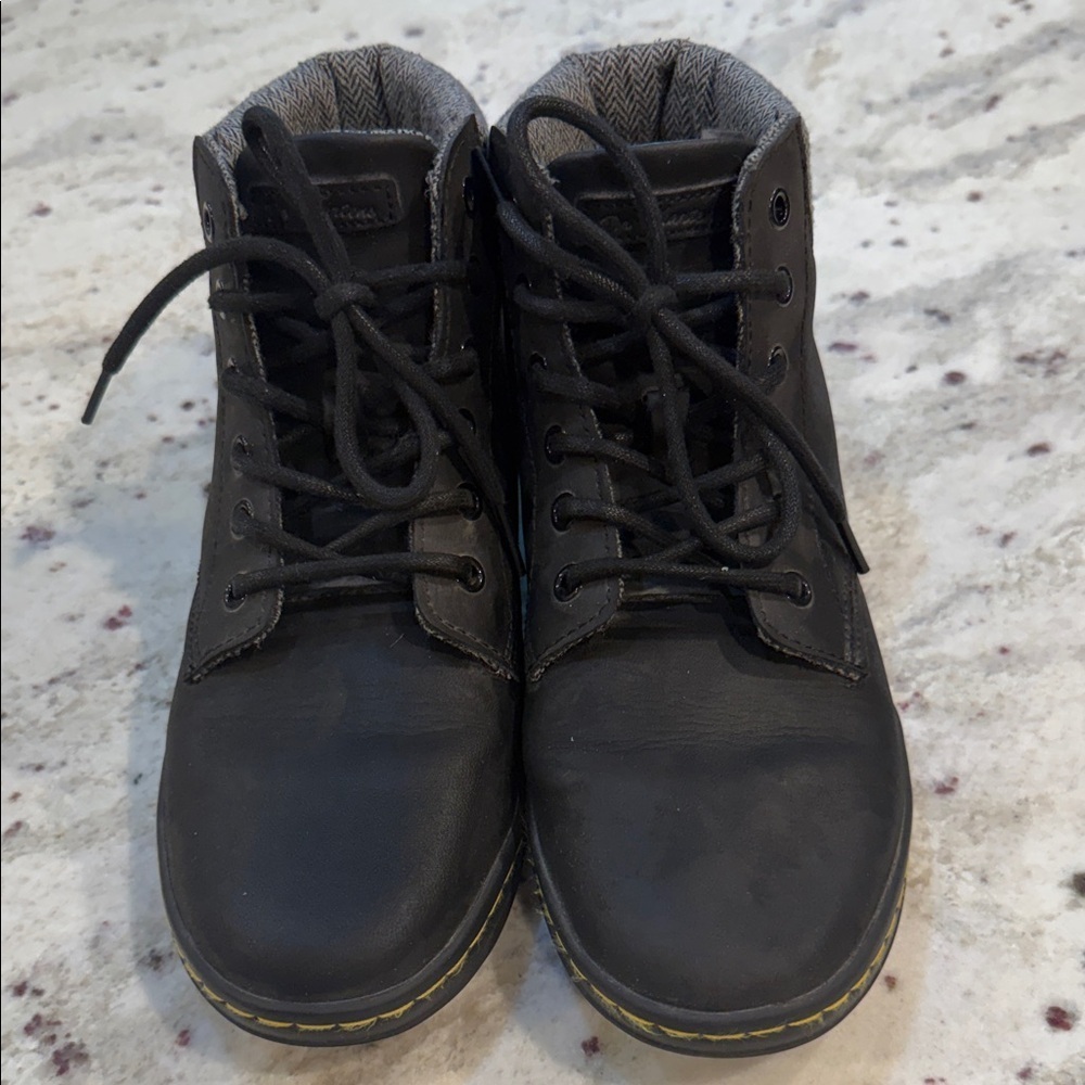 Doc Martens Maelly US Size 8 Black Air Wair Bouncing Soles Padded Collar Boots